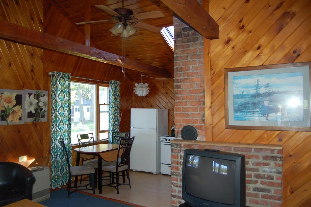 Sebago Lake Lodge & Cottages North Windham Exterior foto