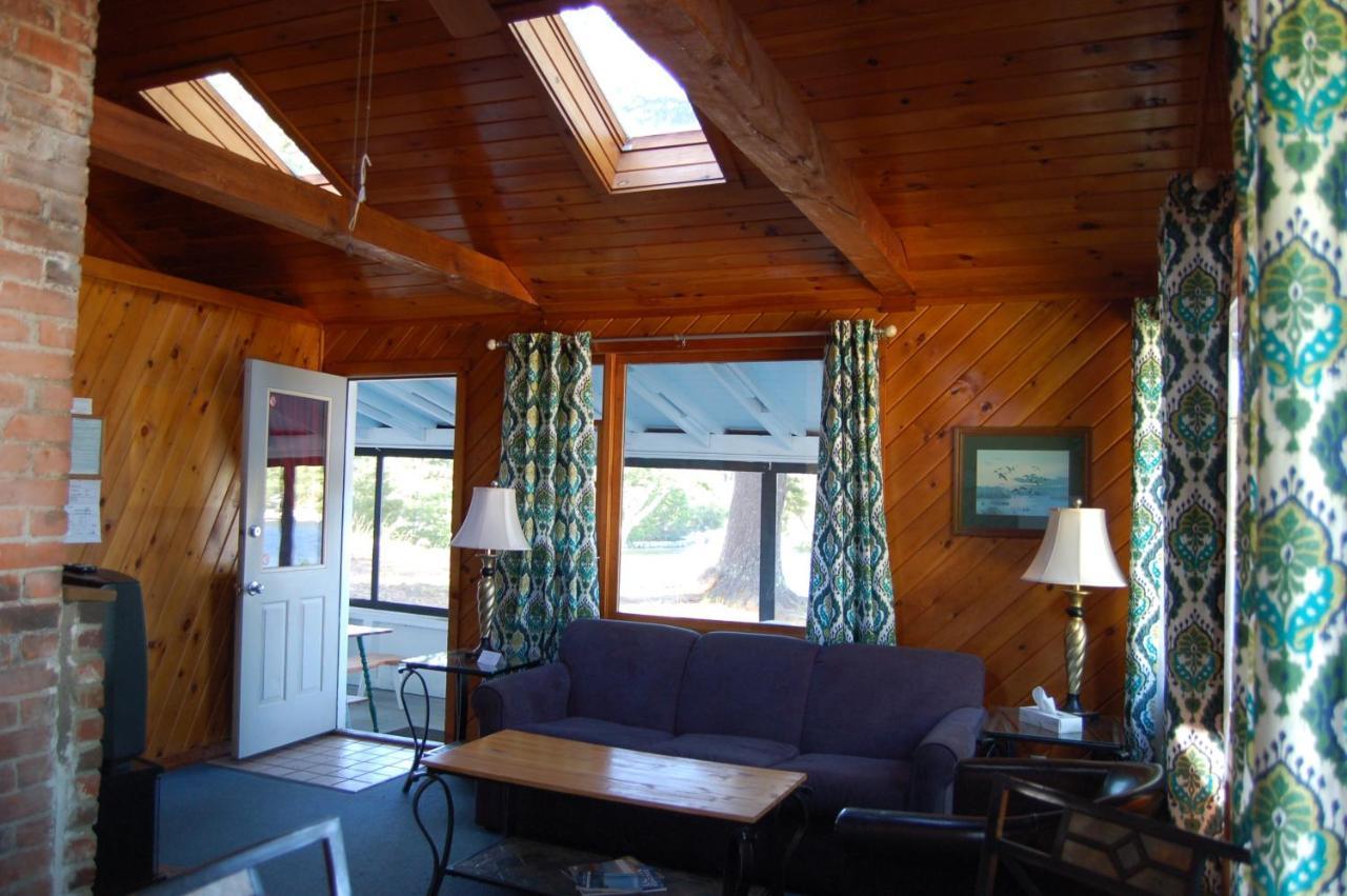 Sebago Lake Lodge & Cottages North Windham Exterior foto